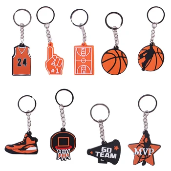 8pcs כדורסל מסיבה מחזיקי מפתחות גופיות כדורסל וגם נעלי גומי מחזיק מפתחות צד שקית מתנה מילוי ספורט לאורחים Decors