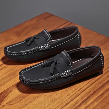 Mens נעליים מזדמנים מותג יוקרה קיץ גברים נעלי עור אמיתי מוקסינים נושמת אור להחליק על נעלי סירה