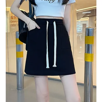 גבוהה המותניים חוש עיצוב נישה ספורט מזדמנים חצי נשים חצאית קיץ נשים בגדים חבילת היפ קו חצאית קצרה אופנה קוריאנית