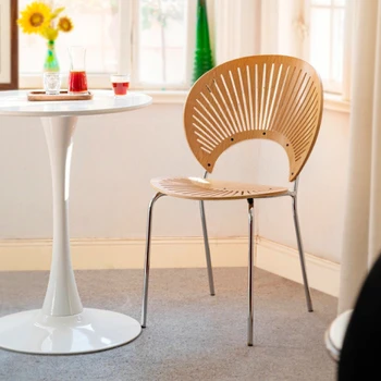 מטבח חיצוני נורדי האוכל הכיסא מבטא המשרד מעצב מרפסת מודרני כיסא סלון מינימליסטי Sillas ריהוט הבית WKDC