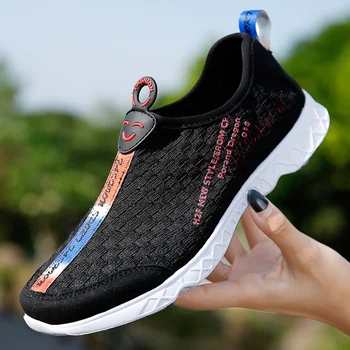 קיץ גברים אקווה נעליים עמיד למים משקל של גברים נעלי מים מהיר ייבוש החלקה שכשוך נעל גברית נעלי ספורט מזדמנים רך 2023
