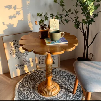 ריהוט מודרני צרפתי רטרו בסלון מרכז שולחן עץ מלא פנאי שולחן ליד המיטה יצירתי פרחים מתוק שולחן זירת הג ' וקר